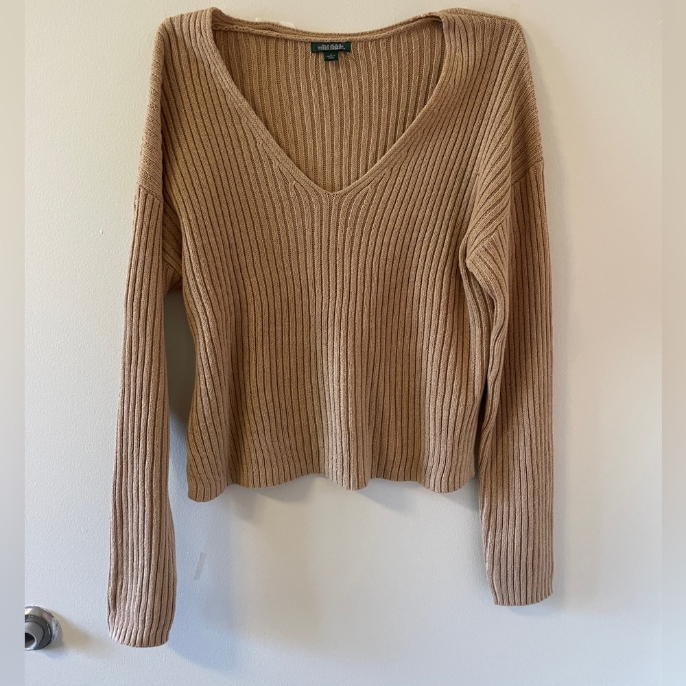 Knitted cropped sweater